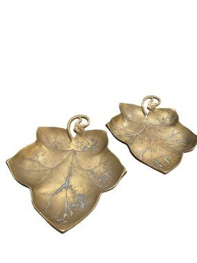 Vintage made in India Brass 8"x7" leaf trinket dish trays set of 2 SKU 9986